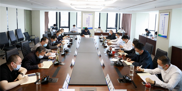 陕西必赢网络游戏平台集团传达学习习近平总书记重要讲话和全国两会精神